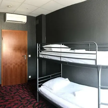 Hostel Loft Car Factory