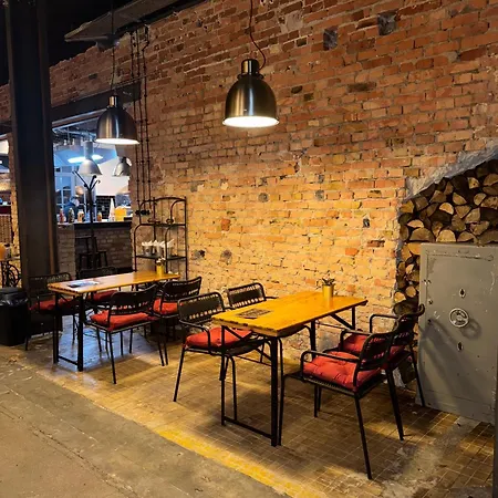 Loft Car Factory Vandrerhjem