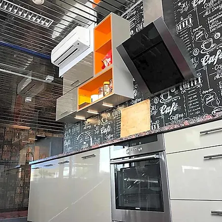 Hostal Loft Car Factory Varsovia