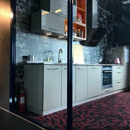 Hostel Loft Car Factory *