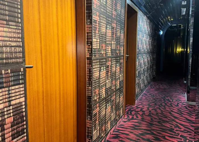 Loft Car Factory Hostel *